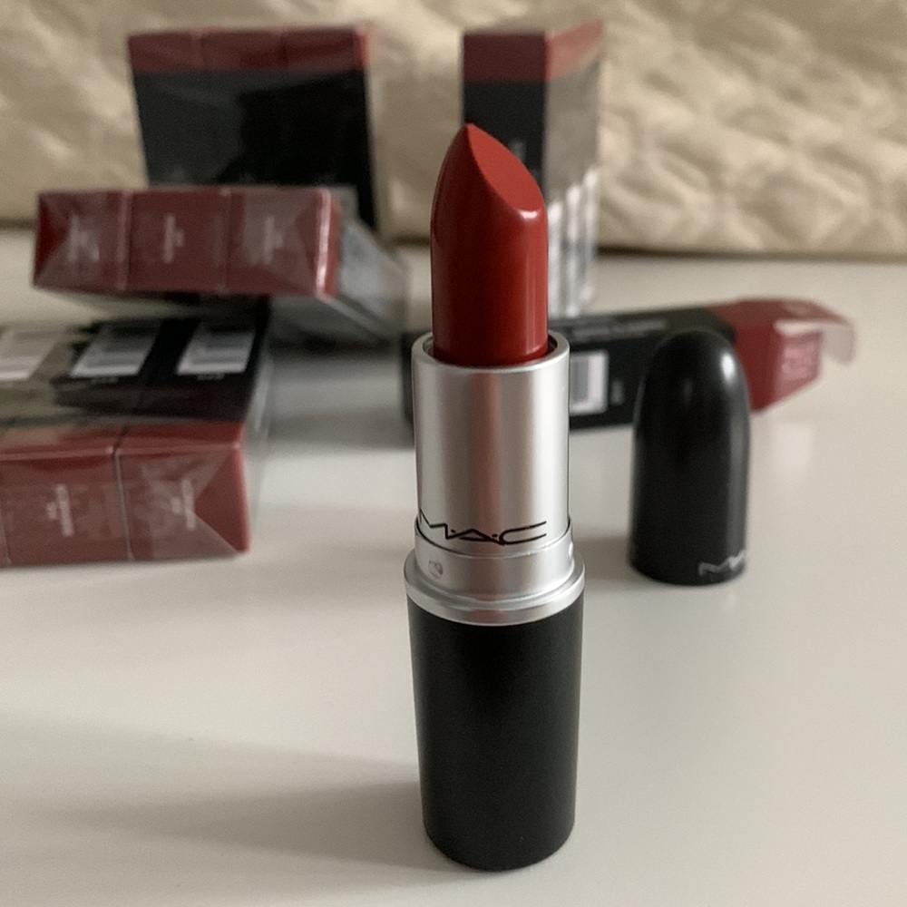 MAC red lipstick - Marrakesh NEW